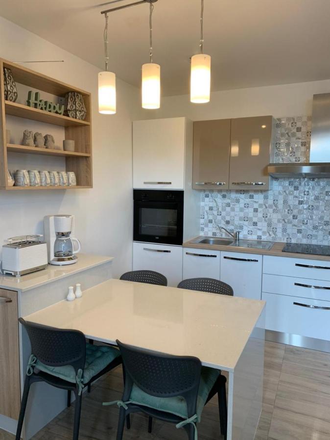 La Dolce Vita Apartments Unit 2 포세다르예 외부 사진